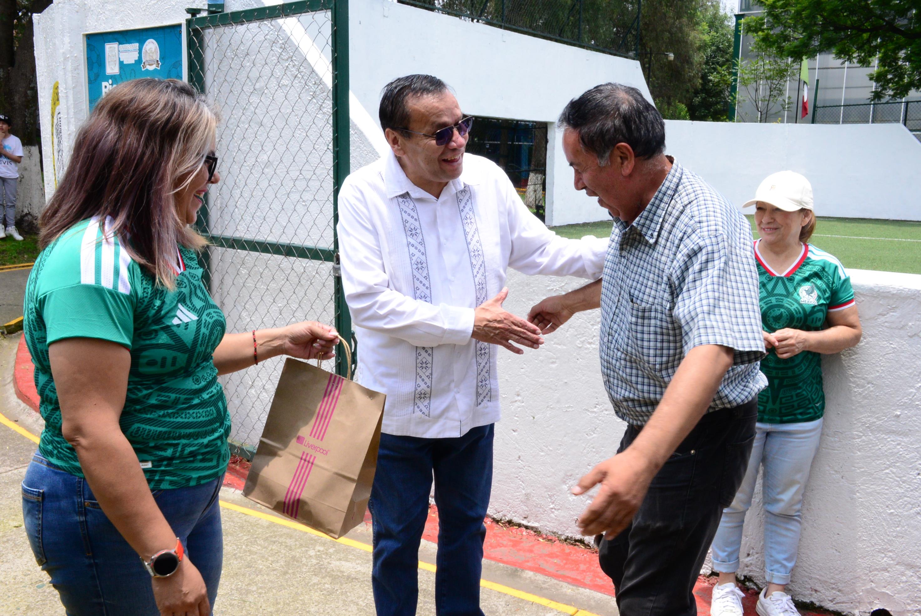 Convivencia Deportiva Por el “Día del Padre”, Sección II Dirección Médica 